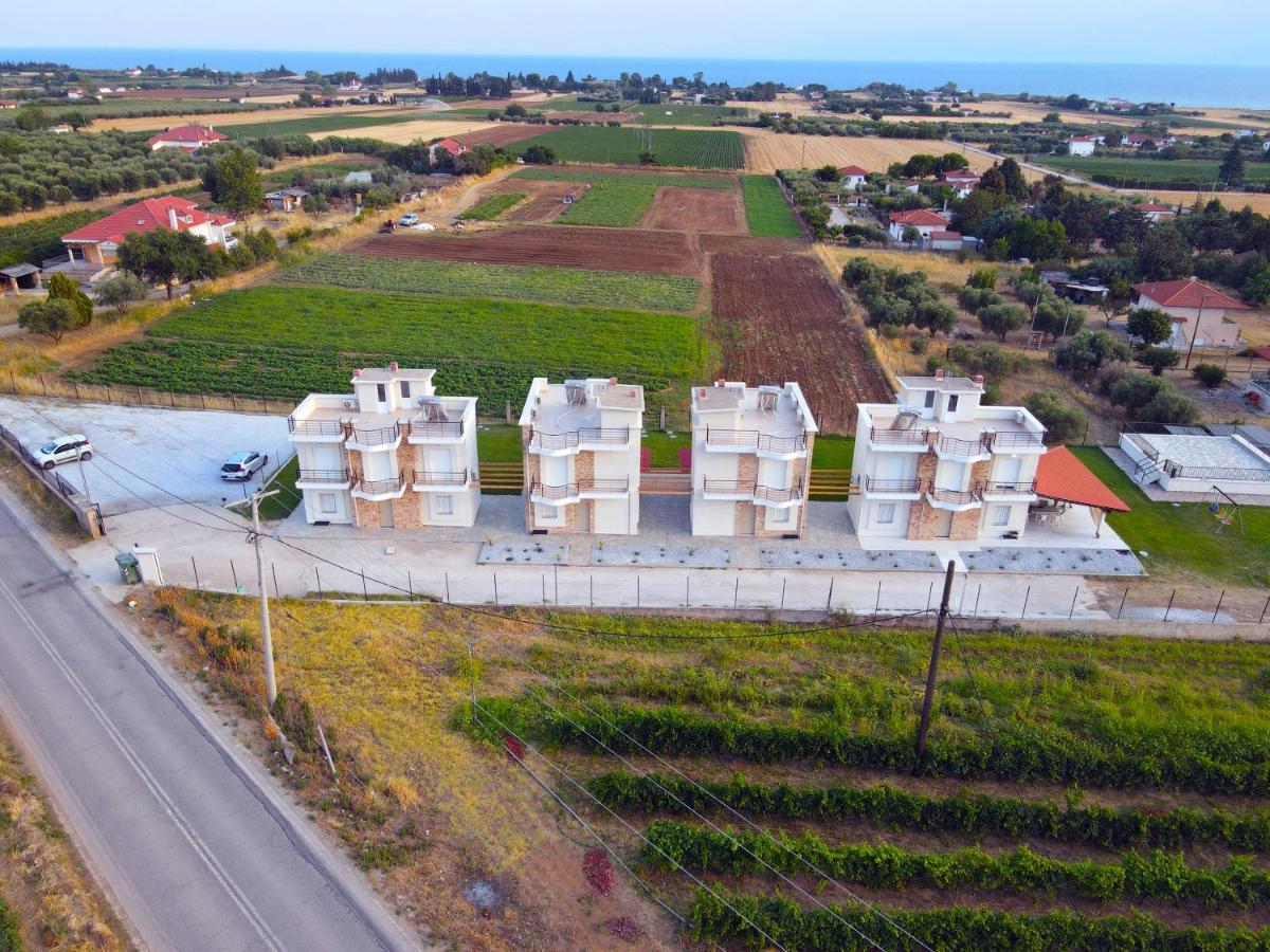 Mythic Villas Epanomi Exterior photo