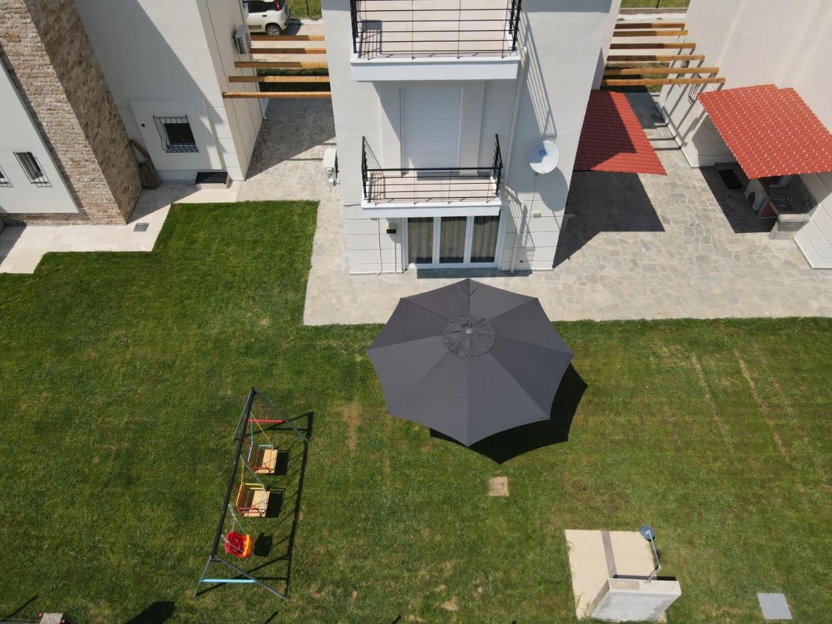 Mythic Villas Epanomi Exterior photo