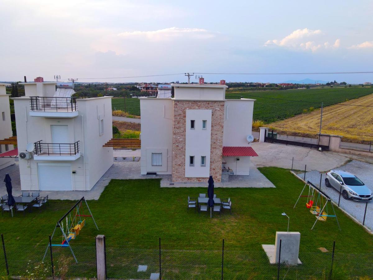 Mythic Villas Epanomi Exterior photo